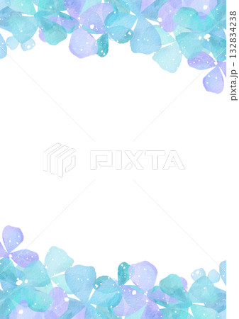 水彩の青紫の花のフレームイラスト 132834238