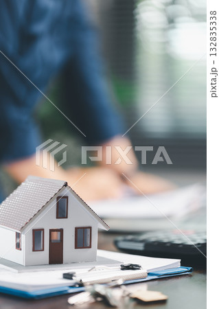 Buying, selling, renting real estate are key strategies in real estate investment, offering tax benefits, market opportunities, profit potential contribute to future development, long-term success. 132835338