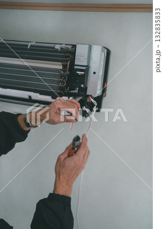 installation of an air conditioner installation of an air conditioner 132835833