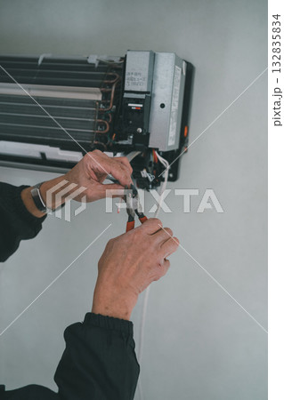 installation of an air conditioner installation of an air conditioner 132835834