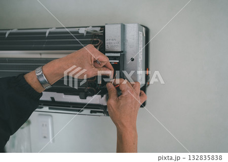 installation of an air conditioner 132835838