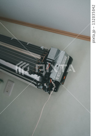 installation of an air conditioner installation of an air conditioner 132835842