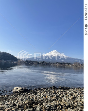 河口湖から見る富士山 132838134