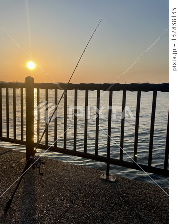海釣りと夕日 海釣りと夕日 132838135