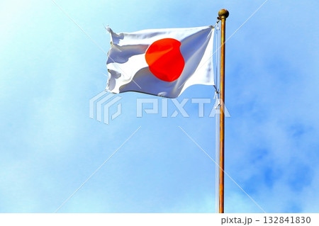 青空に翻る日章旗 青空に翻る日章旗 132841830