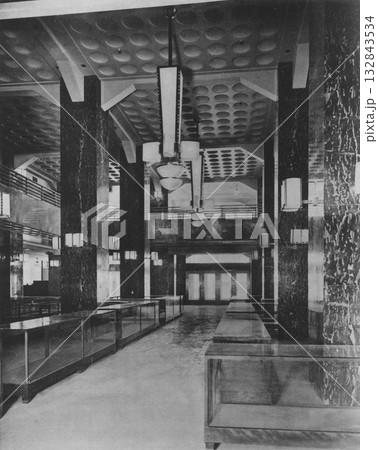戦前・戦中の建築　近代建築　三星百貨店 132843534