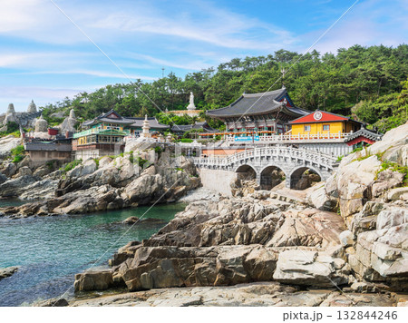 プサン　海東龍宮寺　全景 132844246