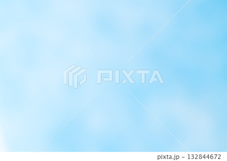 柔らかなブルーグラデーション背景 柔らかなブルーグラデーション背景 132844672
