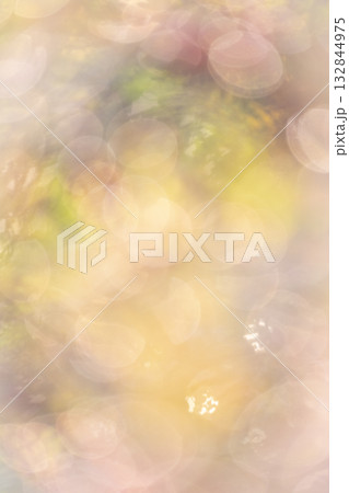 玉ボケ 暖色 ファンタジー 背景素材 玉ボケ 暖色 ファンタジー 背景素材 132844975