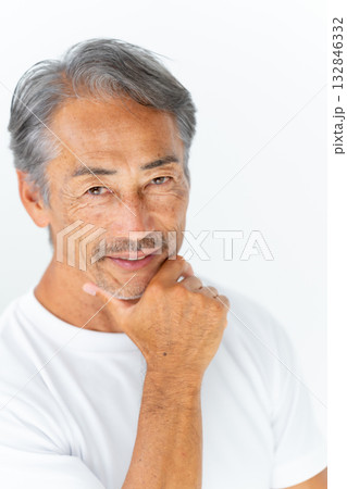 メンズビューティー　ポートレート 132846332