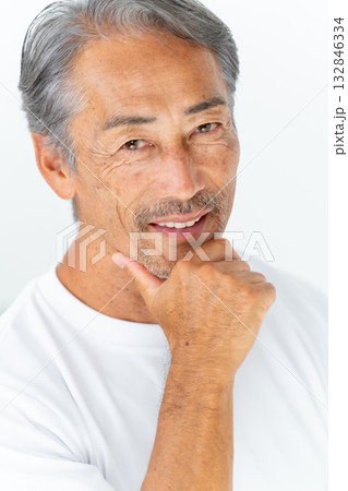 メンズビューティー　ポートレート 132846334