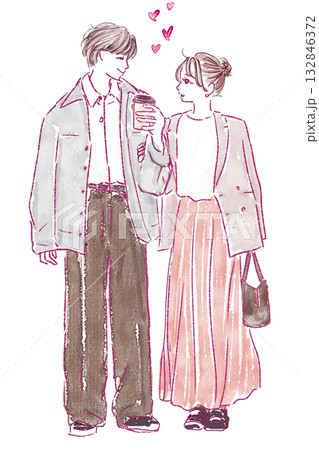 手を繋いで歩くカップル 手を繋いで歩くカップル 132846372