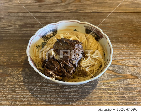 滋賀県長浜市の郷土料理である焼鯖そうめん 132847696