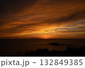 那智勝浦　日の出前朝焼け 132849385