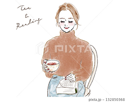 本のページを捲り読書する椅子に座る女性 132850368