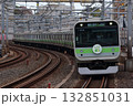 山手線環状運転100周年ラッピングE235系　御徒町 132851031