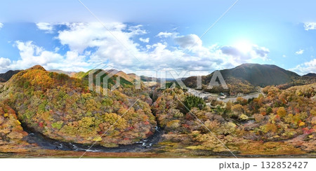 紅葉の秋保大滝　空撮　VR写真 132852427