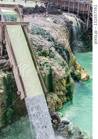 草津温泉～湯滝・湯滝の池～(草津町-群馬県) 132857561