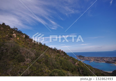 糸島 立石山尾根道より芥屋の大門 糸島 立石山尾根道より芥屋の大門 132862493