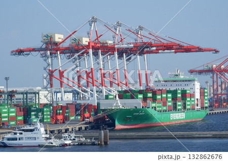 青海コンテナ埠頭 132862676