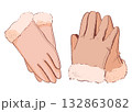 女性用でかわいい冬の暖かい手袋（塗り）	 132863082