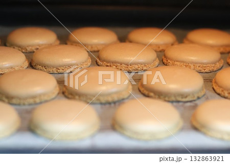 焼きたてマカロン 132863921