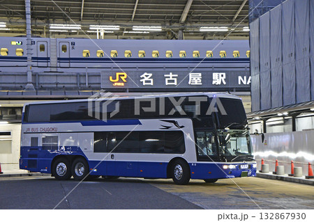 JRバス中国　エアロキング　夜行バス　三菱ふそう 132867930