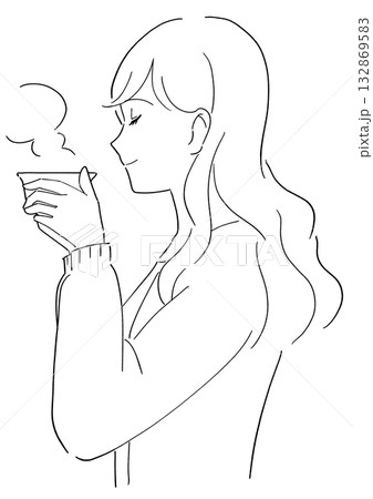 紅茶を飲む女性の白黒イラスト 紅茶を飲む女性の白黒イラスト 132869583