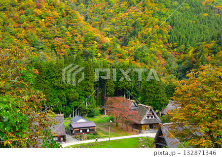 秋　五箇山　菅沼合掌集落 132871346