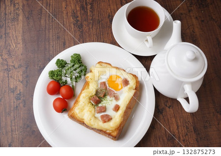 ピザトースト 132875273