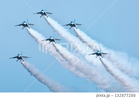 2025入間航空祭　ブルーインパルス　飛行展示 132877288