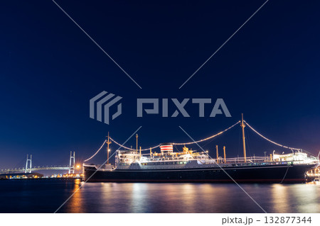 横浜みなとみらいの夜景 132877344