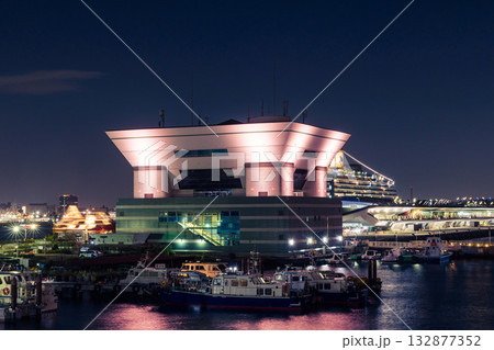 横浜みなとみらいの夜景 132877352
