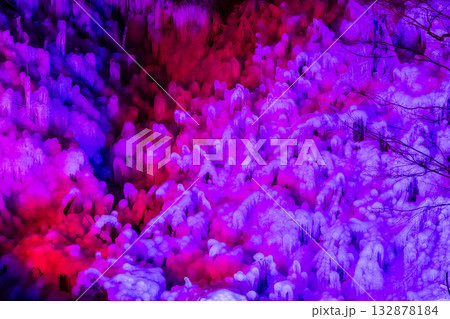 ライトアップされた芦ヶ久保の氷柱 関東 ライトアップされた芦ヶ久保の氷柱 関東 132878184