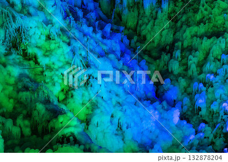 ライトアップされた芦ヶ久保の氷柱　関東 132878204