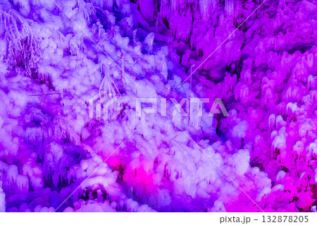 ライトアップされた芦ヶ久保の氷柱　関東 132878205