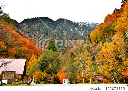 七倉登山口／七倉山荘付近(長野県大町市)【2025.11】 132878526