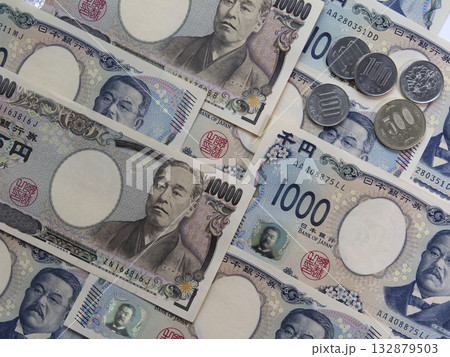 Close up of Japanese money and coin. 132879503