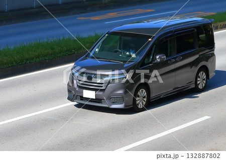 ミニバン　イメージ 132887802