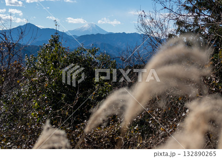 高尾エリア縦走登山、東京 132890265