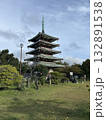 名所に建つ寺院 132891538