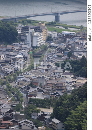 城崎温泉ロープウェイから俯瞰する 城崎温泉ロープウェイから俯瞰する 132893501
