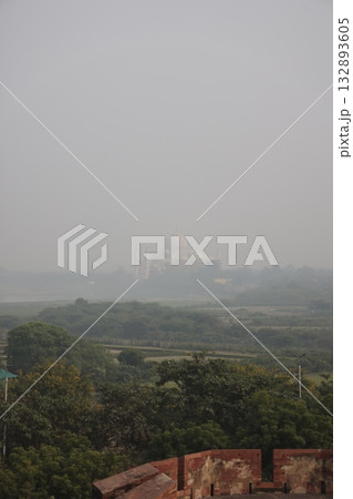 【インド】アーグラ城塞からの風景 132893605