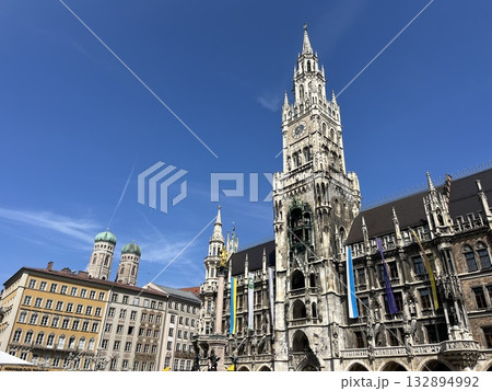 ドイツ・バイエルン州・ミュンヘンのマリエン広場 132894992