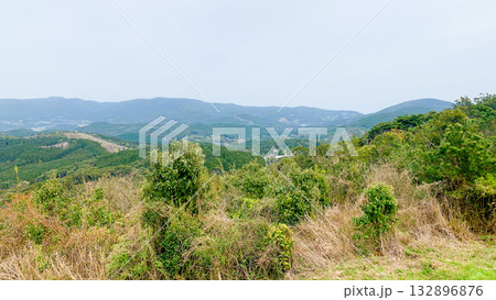 長崎県佐世保市の烏帽子岳 長崎県佐世保市の烏帽子岳 132896876
