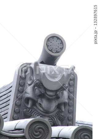 四国霊場第63番札所「吉祥寺」鬼瓦 132897615