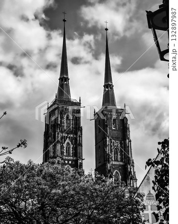 Urban Rhythm Architecture in Black White Urban Rhythm Architecture in Black White 132897987
