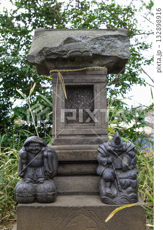 上赤塚　氷川神社　富士塚（浅間神社） 132898916