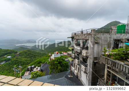 台湾　雨の九分 132899662