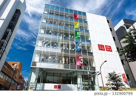 ユニクロ 吉祥寺店の外観 東京都武蔵野市吉祥寺本町 ユニクロ 吉祥寺店の外観 東京都武蔵野市吉祥寺本町 132900799